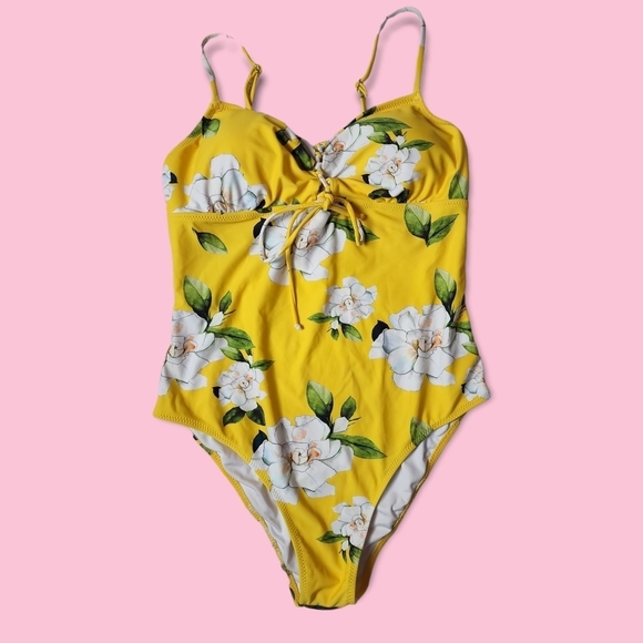 Cupshe Other - Yellow and Green Flower Detail One Piece Swimsuit Size Large